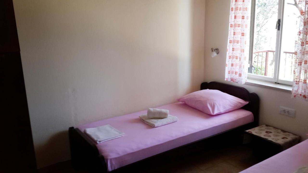 Apartment Valun 386A Bagian luar foto