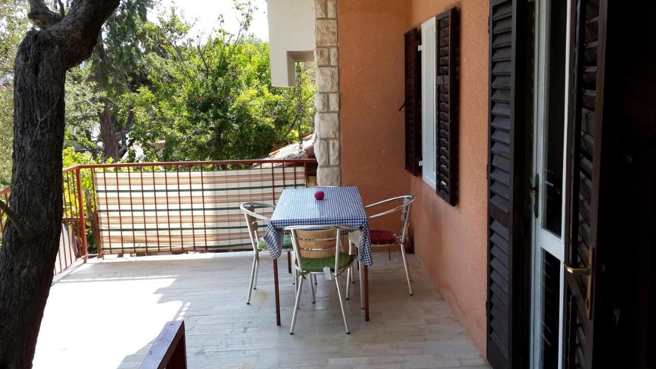 Apartment Valun 386A Bagian luar foto